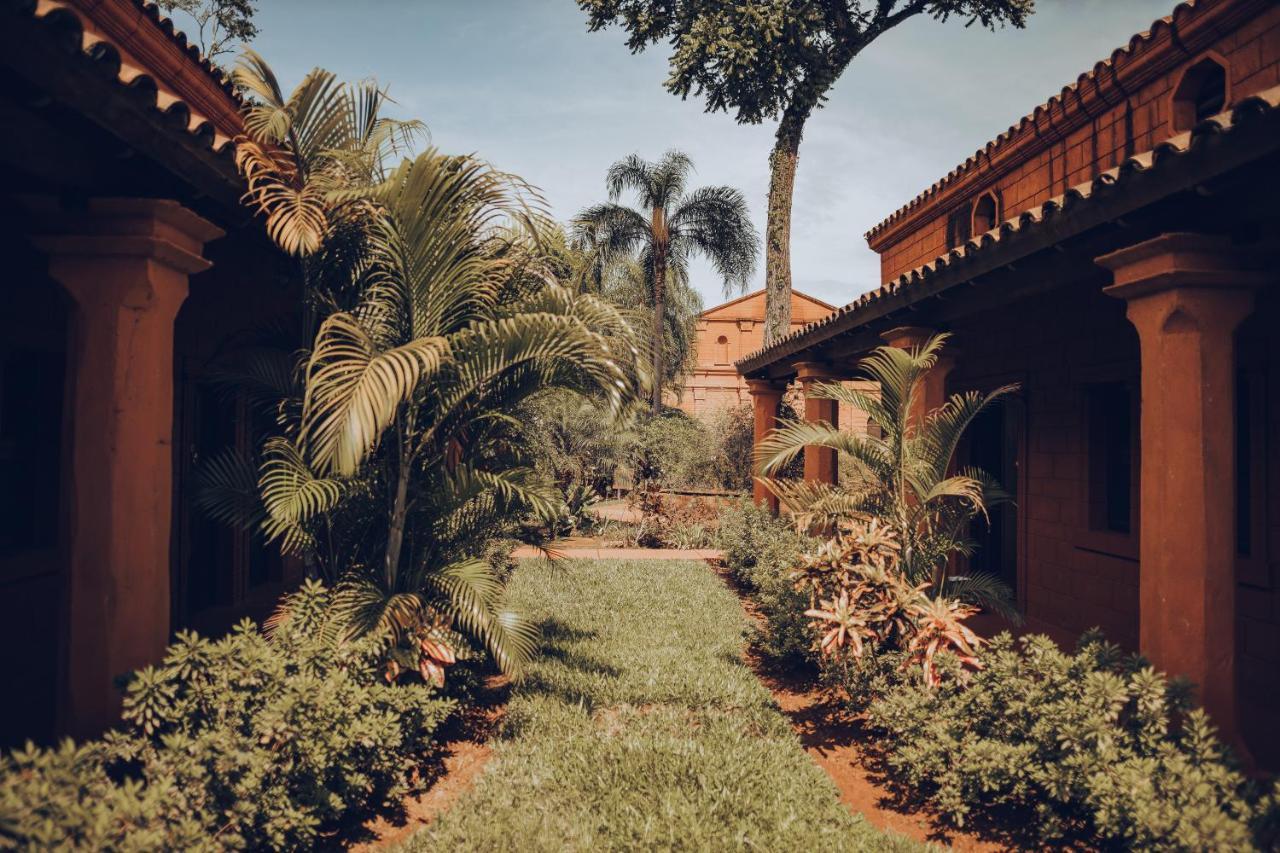 Hotel Guamini Mision Puerto Iguazu Exterior photo