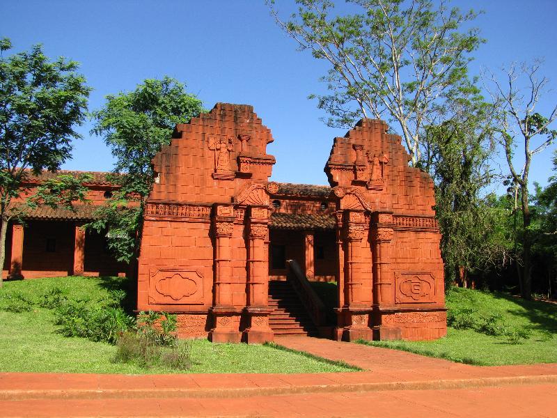 Hotel Guamini Mision Puerto Iguazu Exterior photo